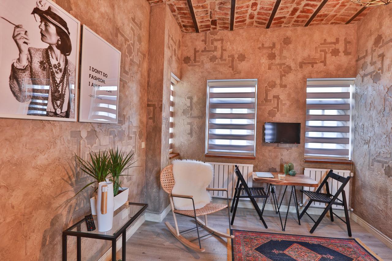 Flats Company -Mujgan Apartment อิสตันบูล ภายนอก รูปภาพ